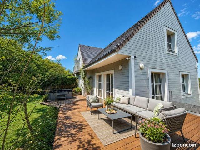 Maison 6 pièces 146 m²