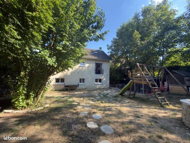 Maison 6 pièces 146 m²