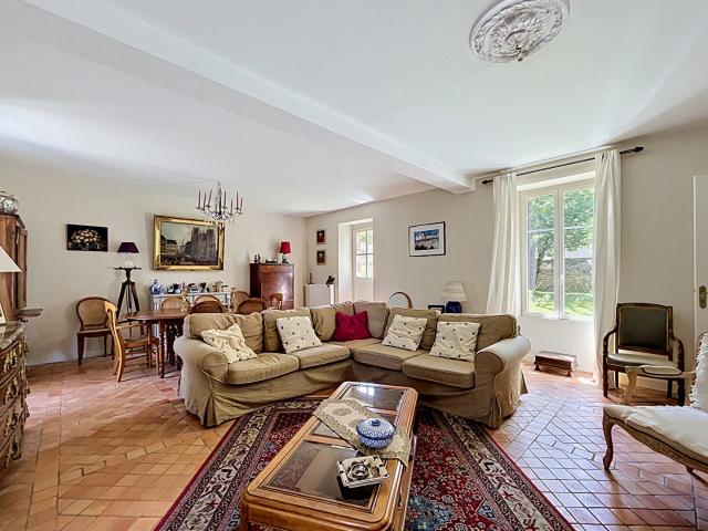 Maison 6 pièces 146 m²