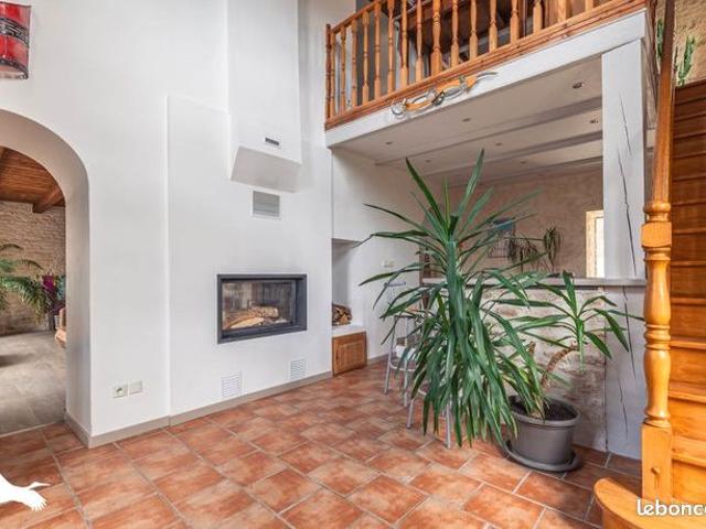 Maison 6 pièces 146 m²
