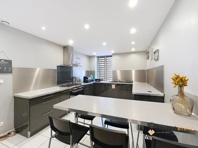 Maison 6 pièces 146 m²