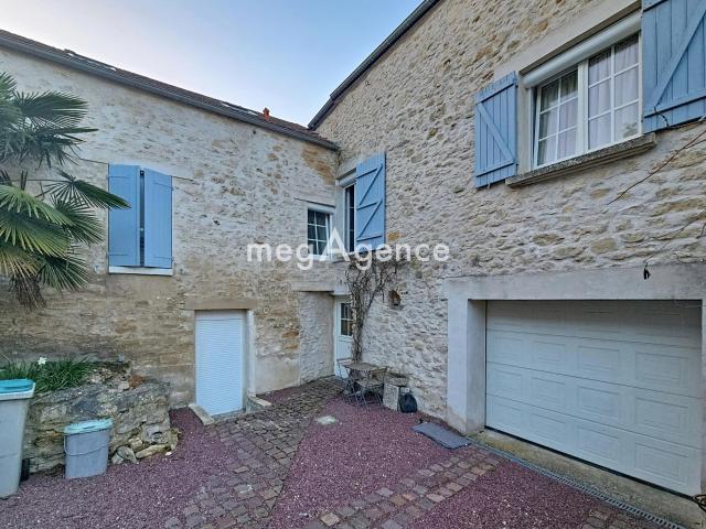 Maison 6 pièces 146 m²