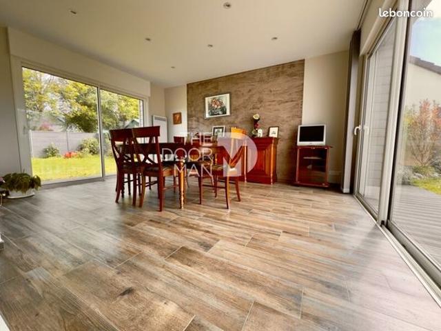 Maison 6 pièces 146 m²