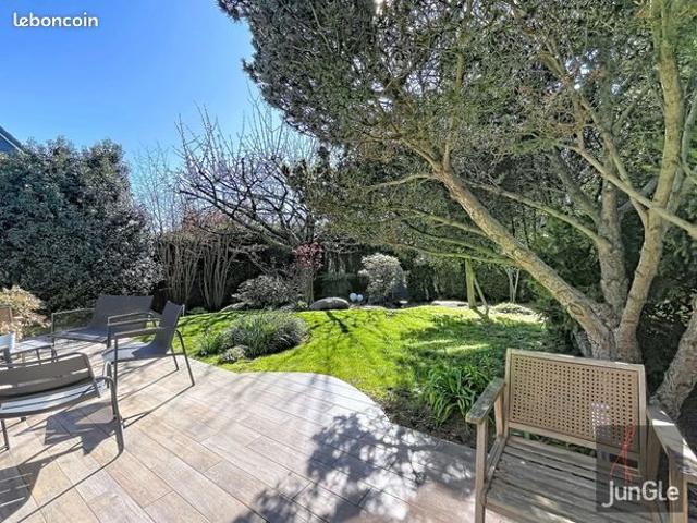 Maison 6 pièces 146 m²