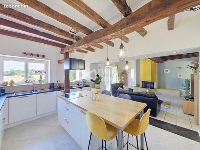 Maison 6 pièces 146 m²
