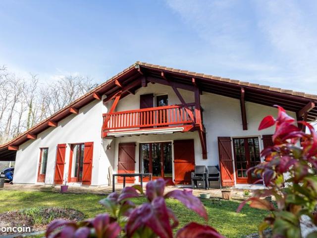 Maison 6 pièces 146 m²