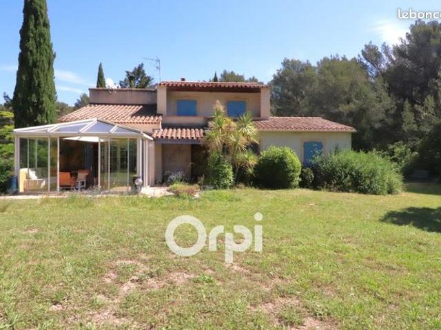 Maison 6 pièces 146 m²