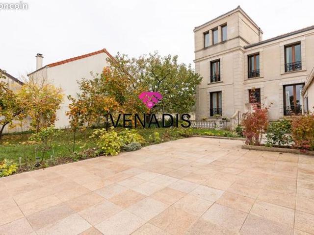 Maison 6 pièces 146 m²