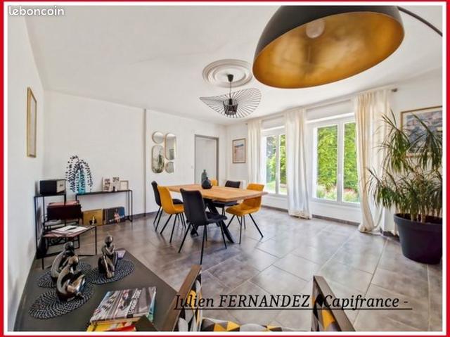 Maison 6 pièces 146 m²