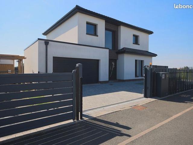 Maison 6 pièces 146 m²