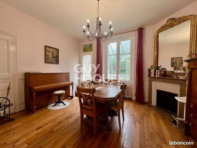 Maison 6 pièces 146 m²