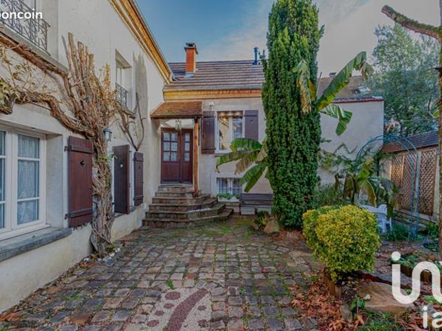Maison 6 pièces 146 m²