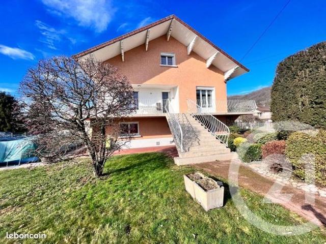 Maison 6 pièces 146 m²