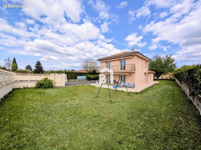 Maison 6 pièces 146 m²