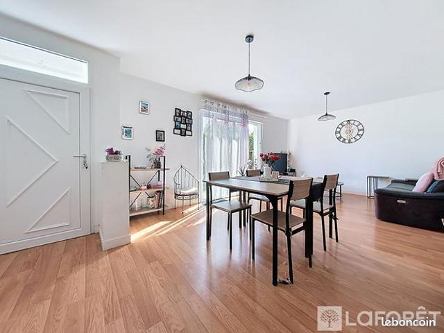 Maison 6 pièces 146 m²