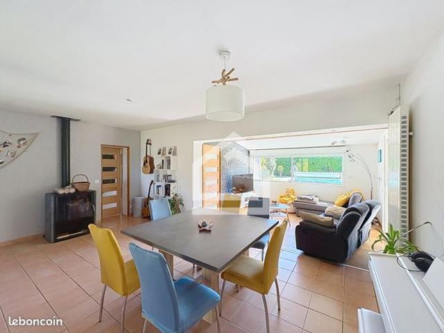Maison 6 pièces 146 m²