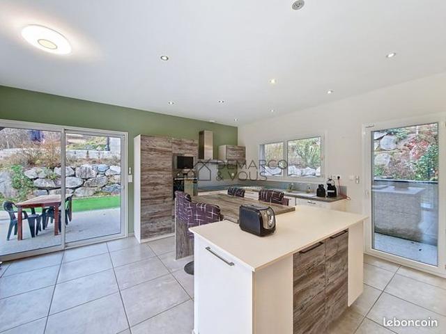 Maison 6 pièces 147 m²