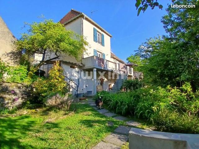 Maison 6 pièces 147 m²