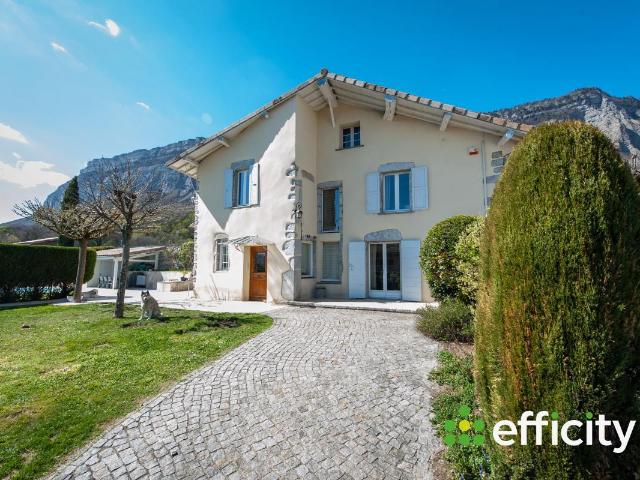 Maison 6 pièces 147 m²