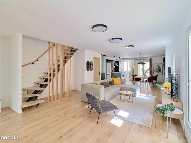 Maison 6 pièces 147 m²