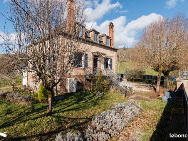 Maison 6 pièces 147 m²