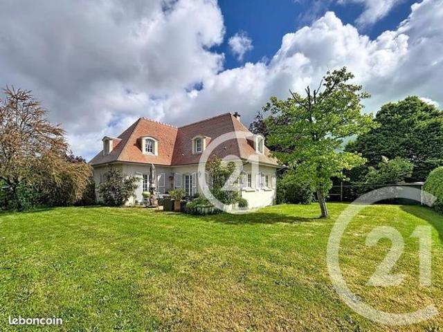 Maison 6 pièces 147 m²