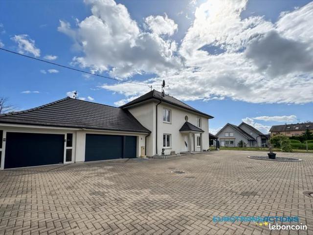 Maison 6 pièces 147 m²