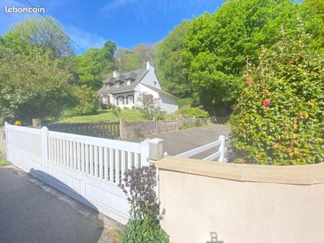 Maison 6 pièces 147 m²