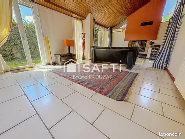 Maison 6 pièces 147 m²