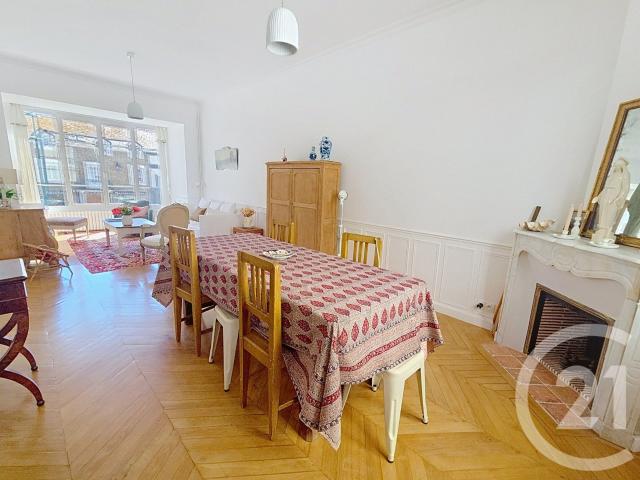 Maison 6 pièces 147 m²