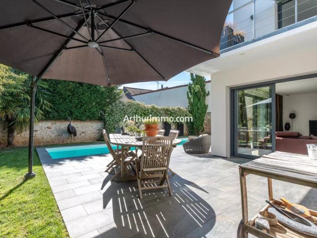 Maison 6 pièces 147 m²