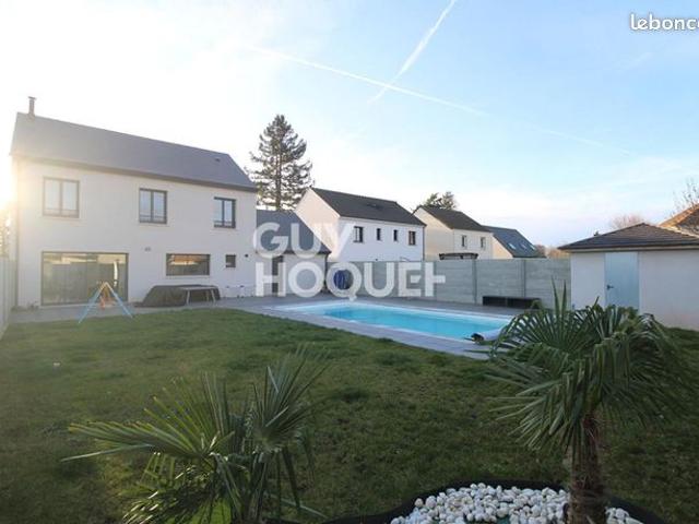 Maison 6 pièces 147 m²