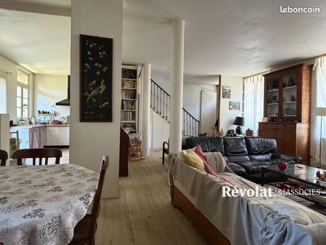 Maison 6 pièces 147 m²