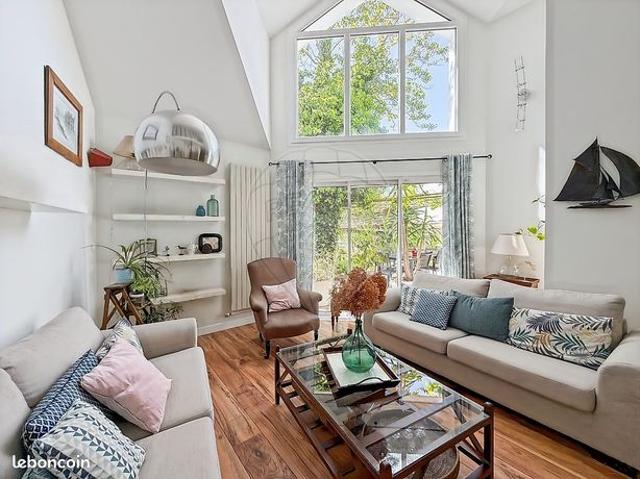 Maison 6 pièces 147 m²