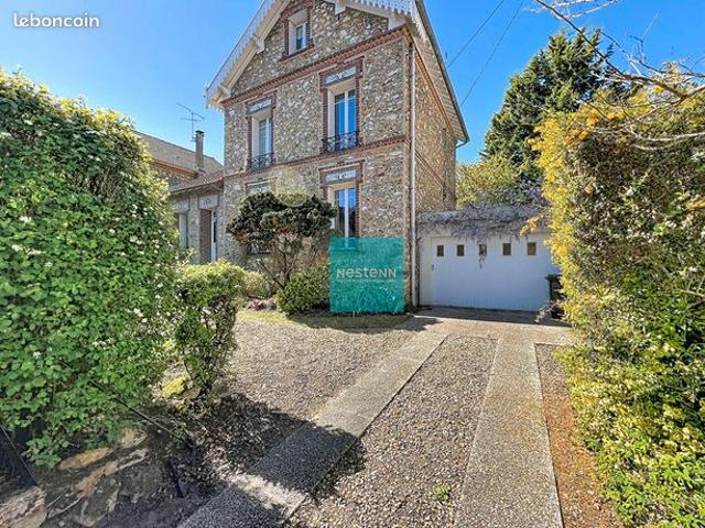 Maison 6 pièces 147 m²