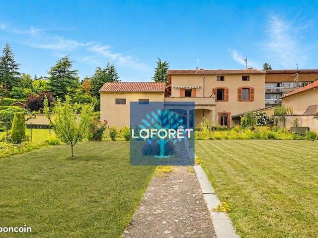 Maison 6 pièces 147 m²
