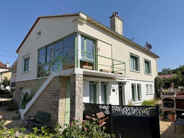 Maison 6 pièces 147 m²