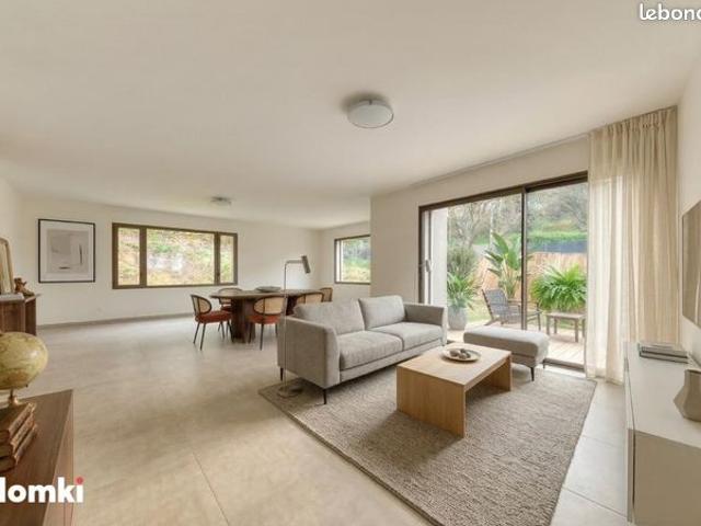 Maison 6 pièces 147 m²