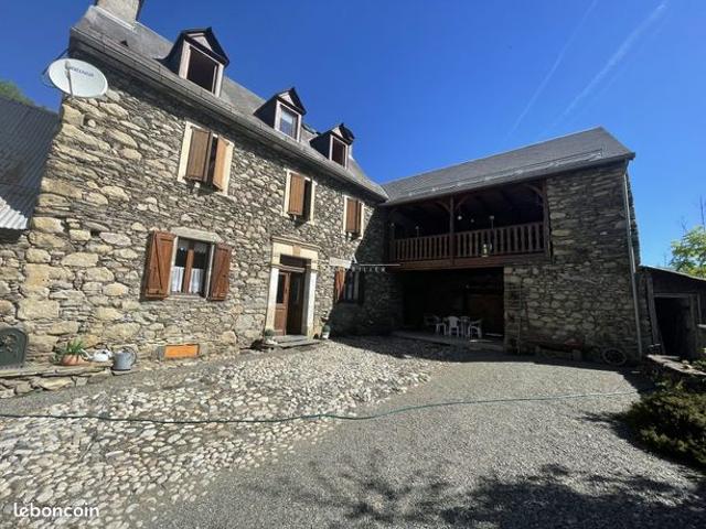 Maison 6 pièces 147 m²
