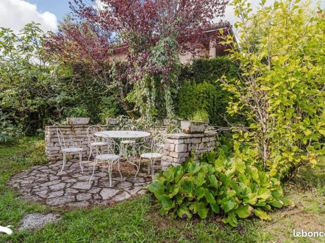 Maison 6 pièces 147 m²