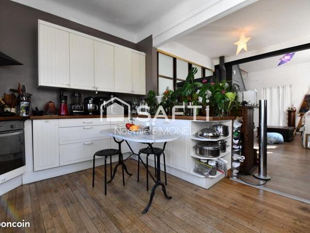 Maison 6 pièces 147 m²