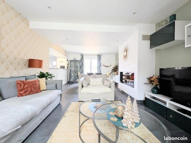 Maison 6 pièces 147 m²