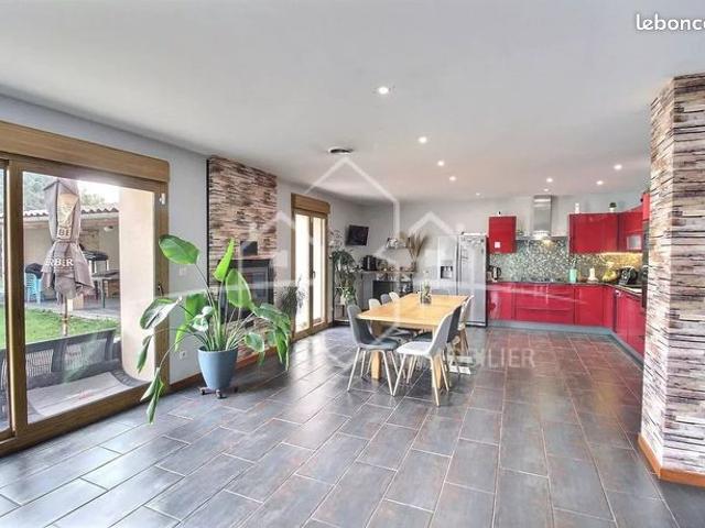 Maison 6 pièces 147 m²