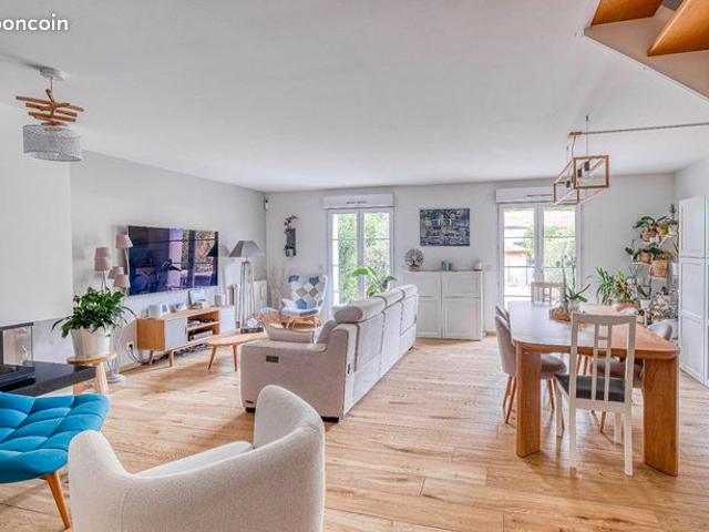 Maison 6 pièces 147 m²