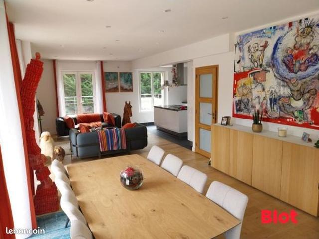 Maison 6 pièces 147 m²