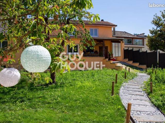 Maison 6 pièces 147 m²