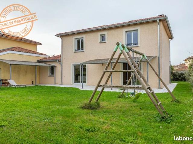 Maison 6 pièces 147 m²