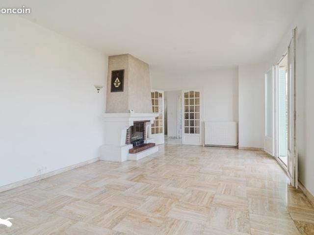 Maison 6 pièces 147 m²