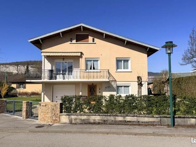 Maison 6 pièces 147 m²