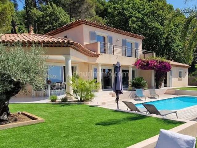 Maison 6 pièces 147 m²